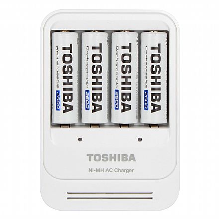 Carregador de Pilhas Toshiba AA e AAA - com 4 pilhas AA 2600mAh - TNHC-6GAE4 CB