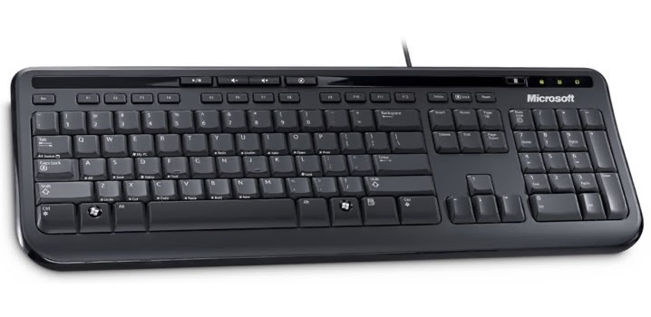 Teclado USB Microsoft Wired 600 - USB - ABNT2 - com Teclas Multimídia - Preto - ANB-00005