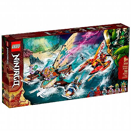 Brinquedo - LEGO Ninjago - Combate Naval de Catamarã - 71748